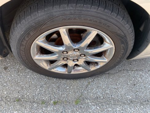 Used 2008 Buick Lucerne CXL w/ Ultra Confidence Package image 29