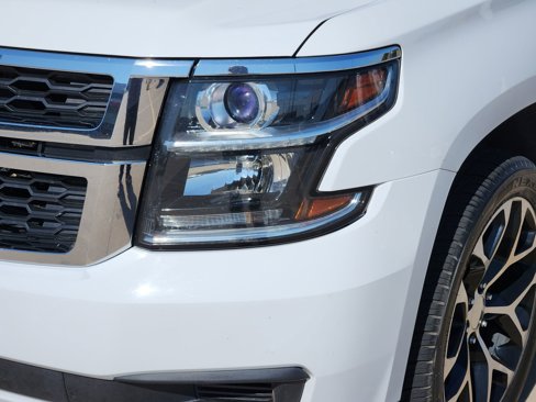 Used 2016 Chevrolet Suburban LT image 10