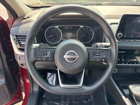 Used 2022 Nissan Rogue SV image 22