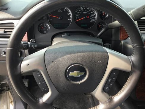 Used 2011 Chevrolet Avalanche LS image 14