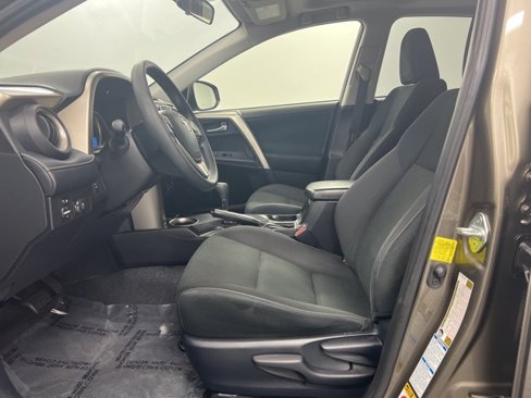 Used 2015 Toyota RAV4 XLE image 15