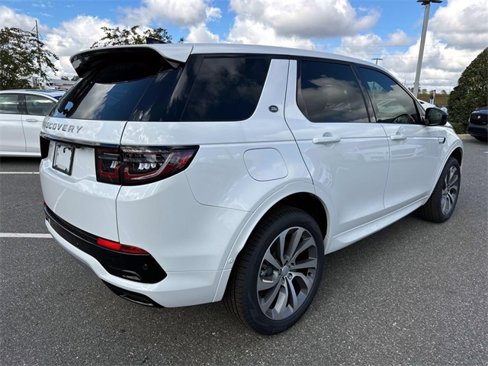 New 2025 Land Rover Discovery Sport S image 6
