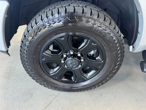 Used 2018 RAM 2500 Laramie w/ Sport Appearance Group image 10