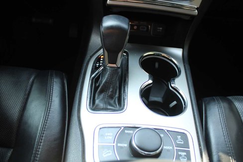 Used 2018 Jeep Grand Cherokee Overland image 35