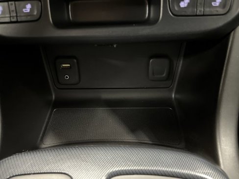 Used 2015 Chevrolet Colorado Z71 image 23