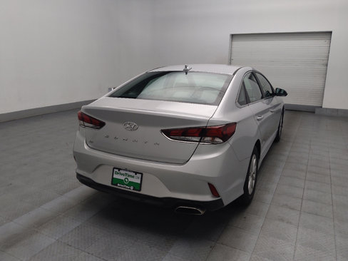 Used 2018 Hyundai Sonata SE image 9