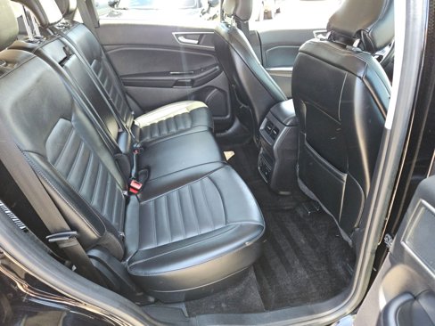 Used 2018 Ford Edge SEL w/ Equipment Group 201A image 21
