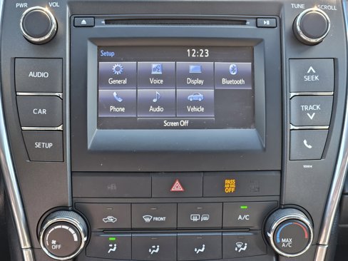 Used 2017 Toyota Camry SE image 22