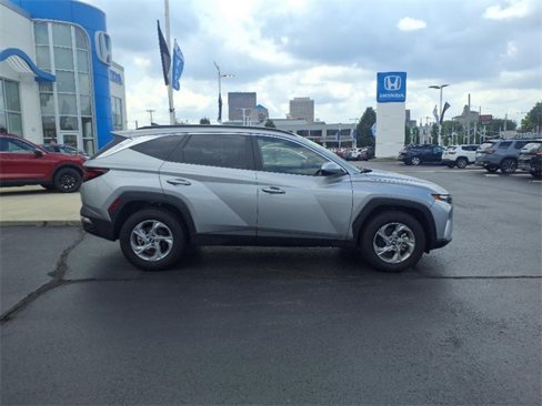 Used 2024 Hyundai Tucson SEL image 2