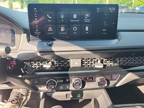 Used 2024 Honda Accord Sport image 32