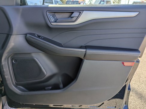 New 2025 Ford Escape Active image 38