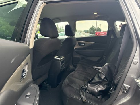 Used 2016 Nissan Murano S image 6