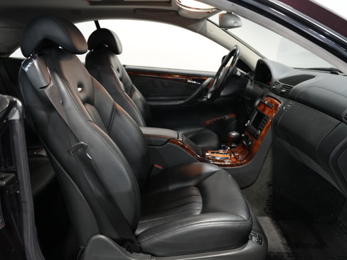Used 2005 Mercedes-Benz CL 55 AMG image 31