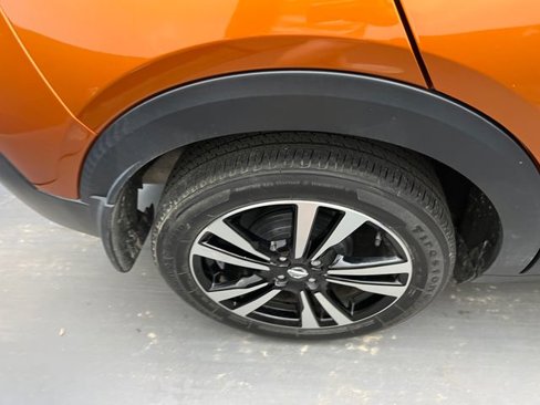 Used 2020 Nissan Kicks SR image 20