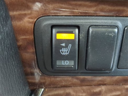 Used 2018 Nissan Armada SV image 22