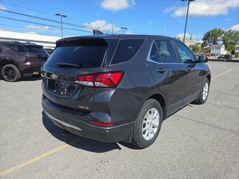 Used 2022 Chevrolet Equinox LT image 3