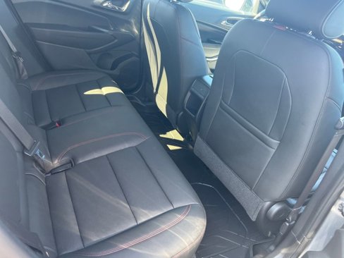Used 2024 Chevrolet Trax RS w/ Sunroof Package image 26