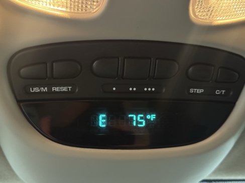 Used 2005 Dodge Dakota SLT image 26