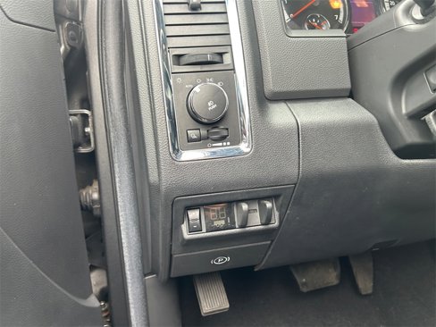 Used 2012 RAM 1500 Laramie image 22