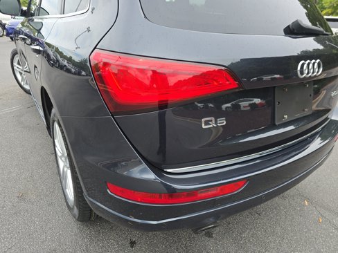 Used 2017 Audi Q5 2.0T Premium Plus w/ Technology Package image 35