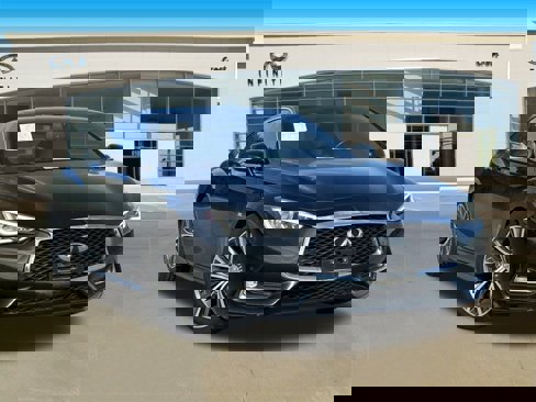 Used 2017 INFINITI Q60 w/ Premium Package image 29