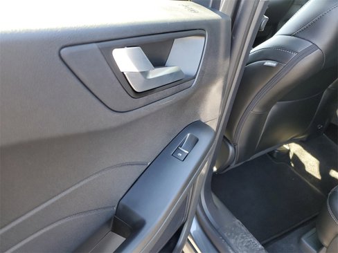 Certified 2022 Ford Escape SEL image 11