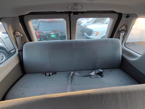 Used 2007 Ford E-350 and Econoline 350 XLT image 13