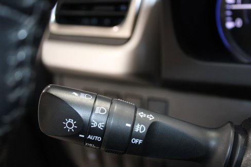 Used 2017 Toyota Highlander SE image 48