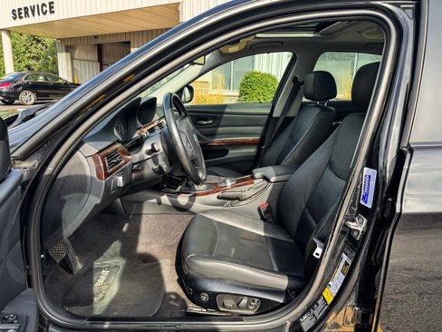 Used 2011 BMW 328i xDrive Sedan image 19