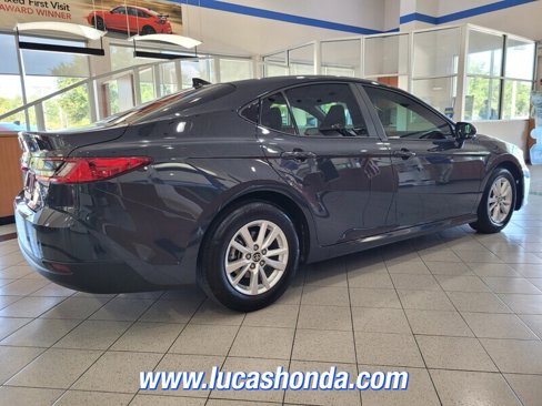 Used 2025 Toyota Camry LE image 4