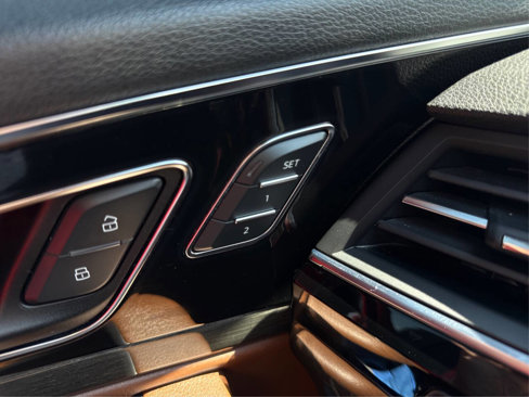 Used 2017 Audi Q7 3.0T Prestige image 27