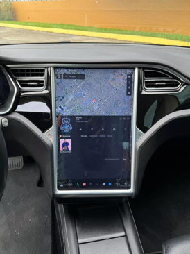 Used 2016 Tesla Model S 70 image 13