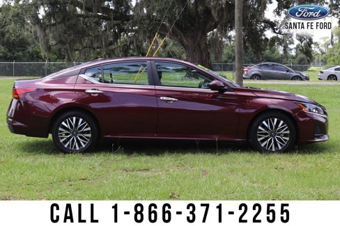 Used 2023 Nissan Altima 2.5 SV image 9