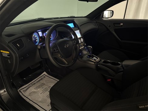 Used 2013 Hyundai Genesis 2.0T image 24
