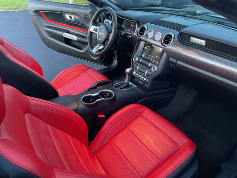 Used 2018 Ford Mustang GT Premium w/ GT Performance Package image 8