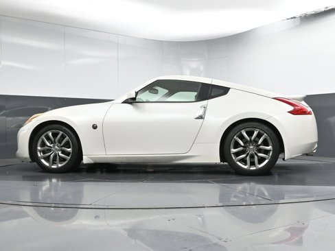 Used 2014 Nissan 370Z Touring w/ Aerodynamics Package image 25