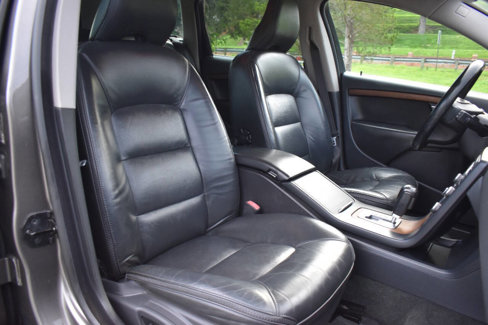 Used 2010 Volvo XC70 3.2 image 13