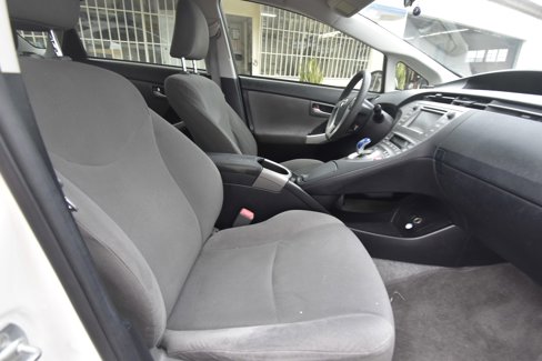 Used 2013 Toyota Prius Two image 10