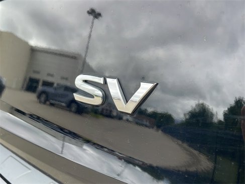 Used 2022 Nissan Rogue SV image 10