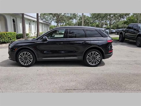 Used 2022 Lincoln Corsair Reserve image 25