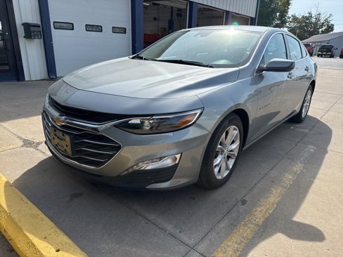 Used 2023 Chevrolet Malibu LT image 3