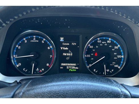 Used 2016 Toyota RAV4 Limited image 26