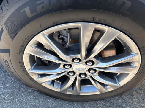 Used 2023 Cadillac XT5 Premium Luxury image 17