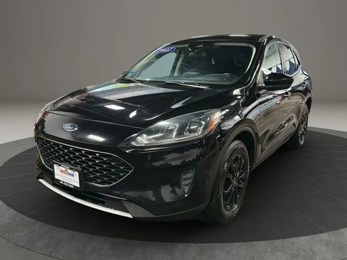 Used 2021 Ford Escape SE w/ Cold Weather Package image 1