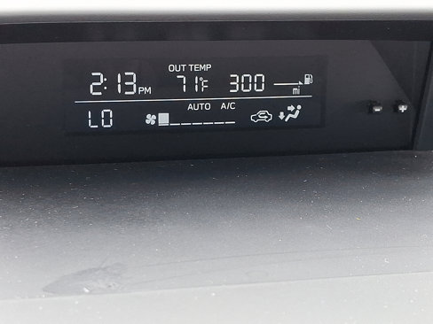 Used 2023 Subaru Crosstrek 2.0i Premium image 19
