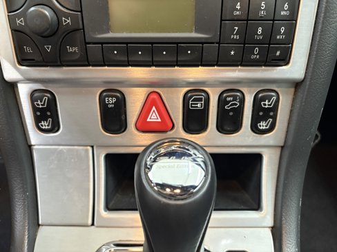 Used 2004 Mercedes-Benz SLK 230 image 21