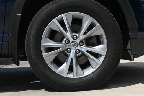 Used 2015 Toyota Highlander XLE image 34