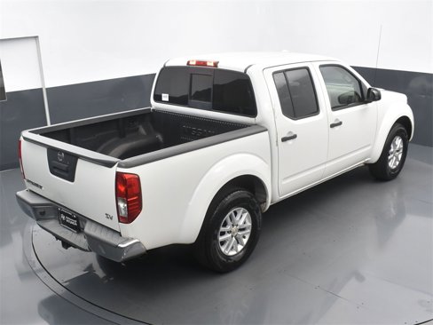Used 2016 Nissan Frontier SV image 15