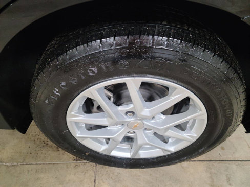 Used 2022 Chevrolet Equinox LT image 11