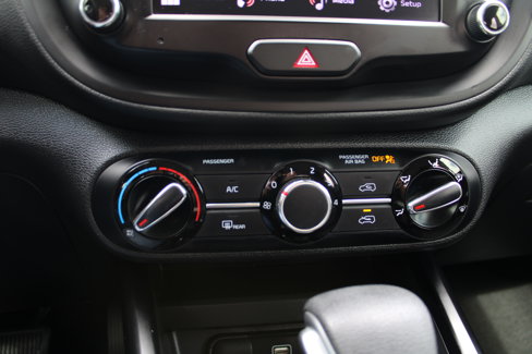 Used 2022 Kia Soul LX image 21